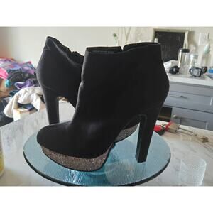 GLO Black Suede Platform Heel Ankle Boots Rhinestone Toe Size 9